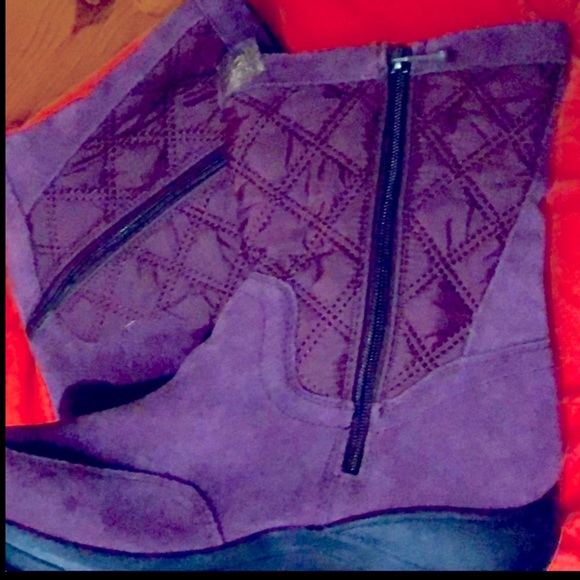 Lands' End Shoes - 🌹🌹Brand New Land’s End Purple boots Size 7.5🌹🌹